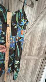 LC Lauren Conrad Floral Bustier Midi Dress size 6 - Image 6