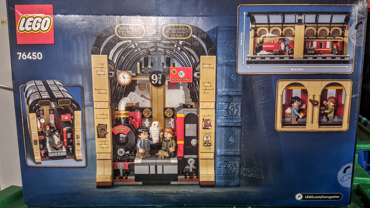 LEGO Harry Potter Book Nook: Hogwarts Express 76450