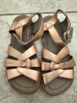 Salt Water Sandals Original Rose Gold Kids Size 11 - Image 1
