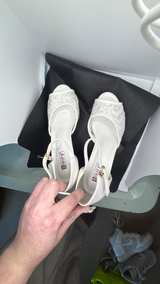 Jidifu White Lace Peep Toe Block Heels - Image 6