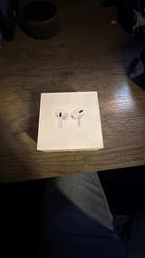 Apple AirPods Pro (1st Generation) White - Image 3
