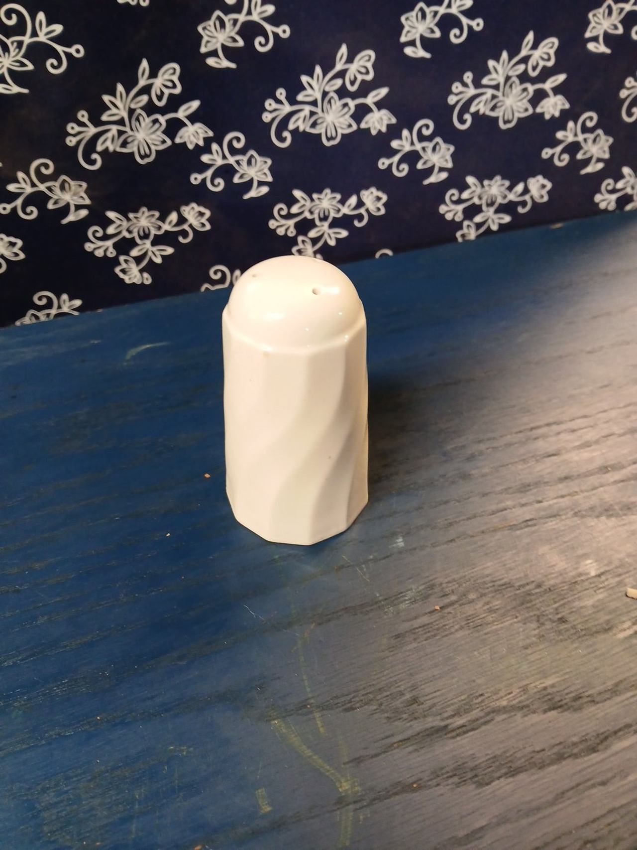 Mikasa Italian Countryside Salt/Pepper Shaker