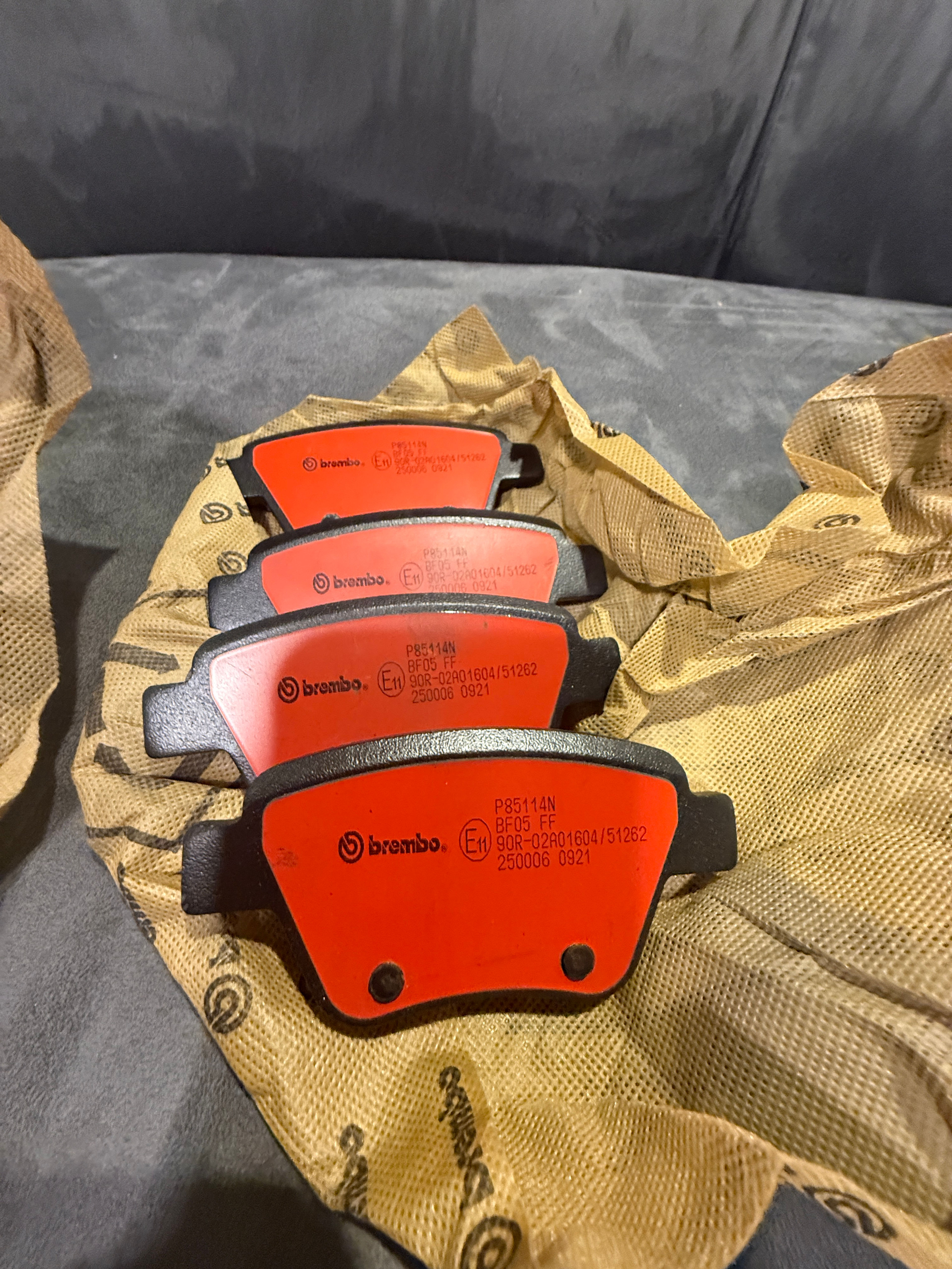 Brembo P85114N Premium Ceramic Rear Brake Pads