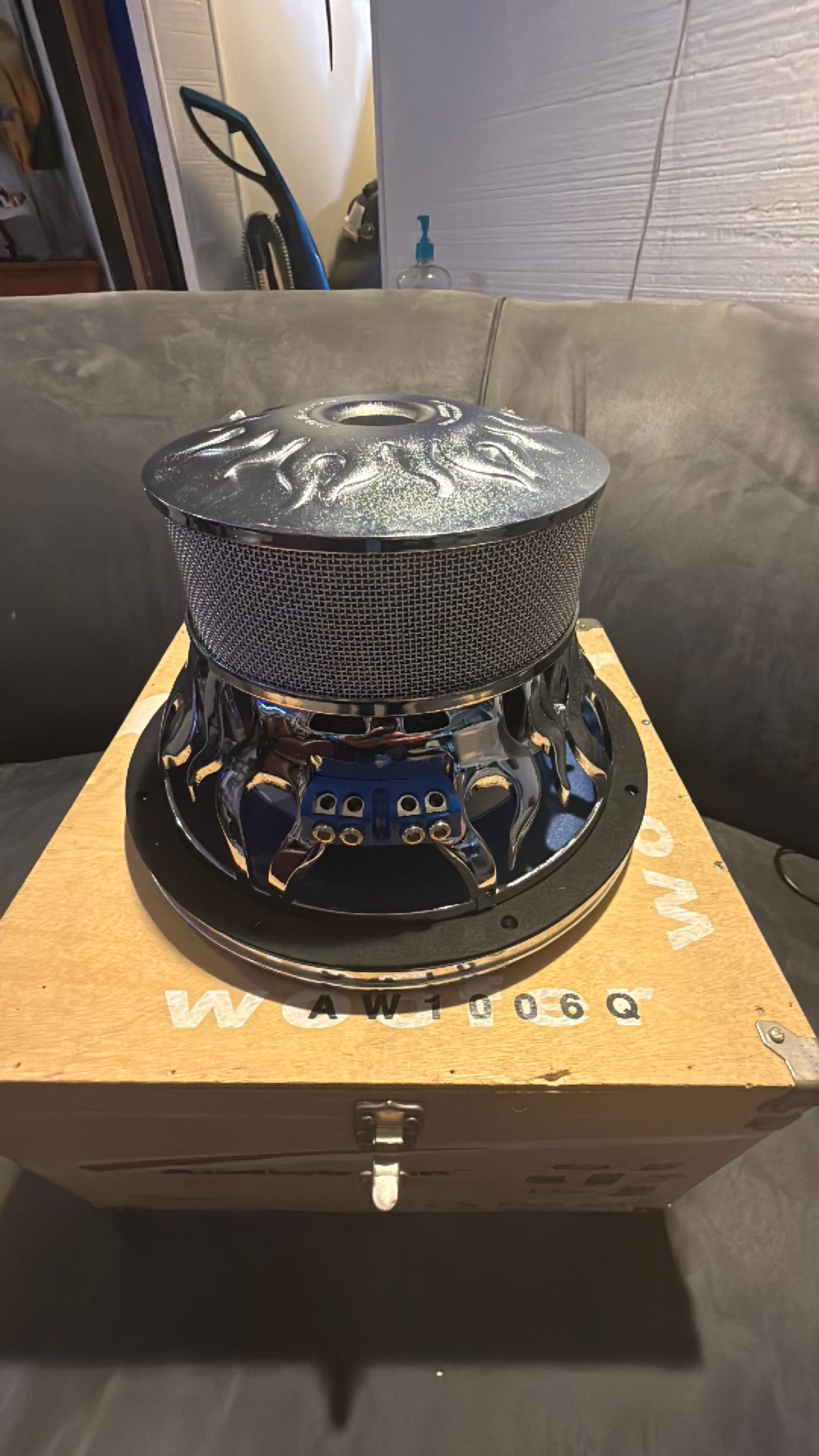 Audiobahn AW1006Q 10" Subwoofer - Image 2