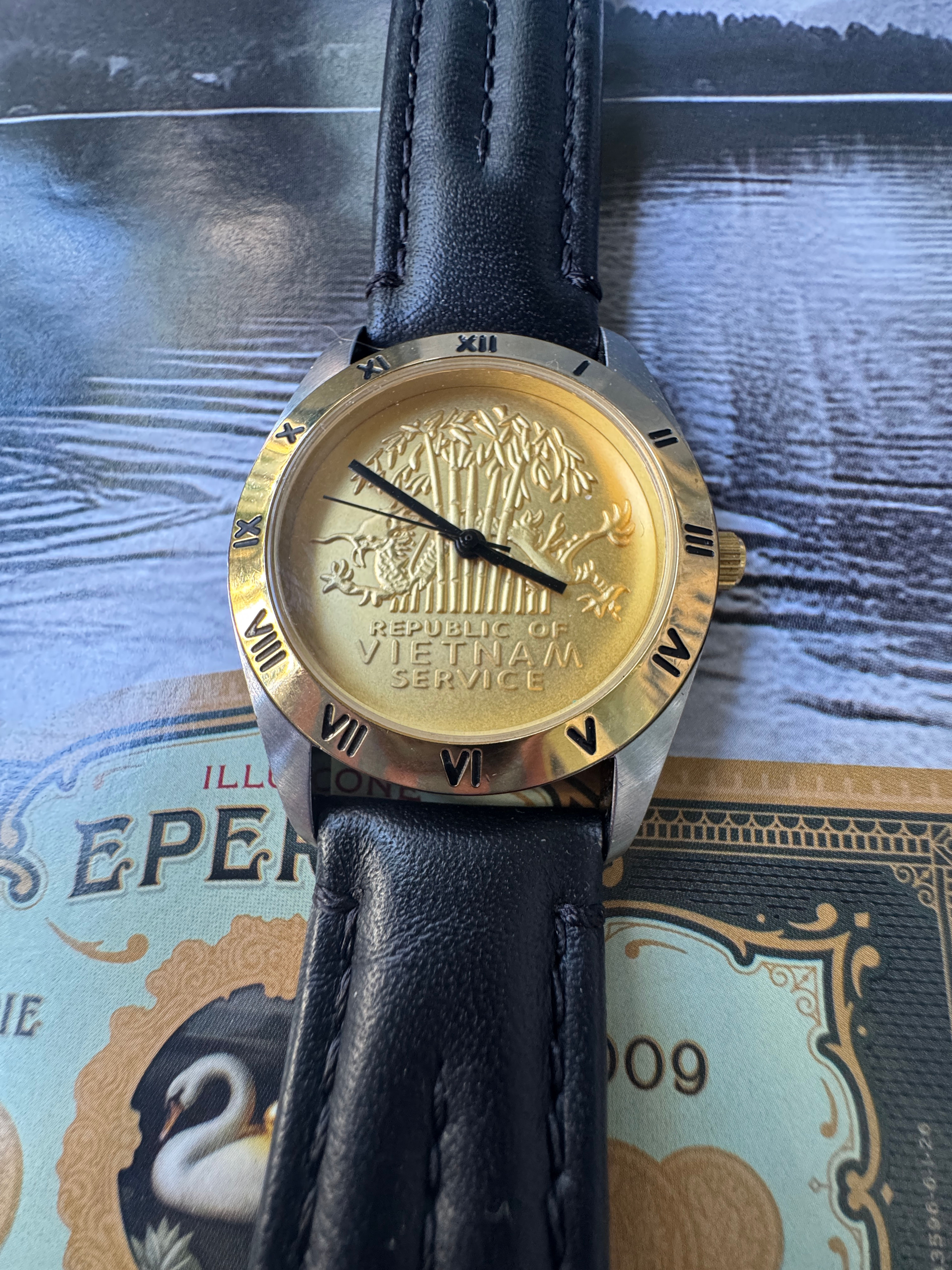 Republic of Vietnam Service Commemorative Watch