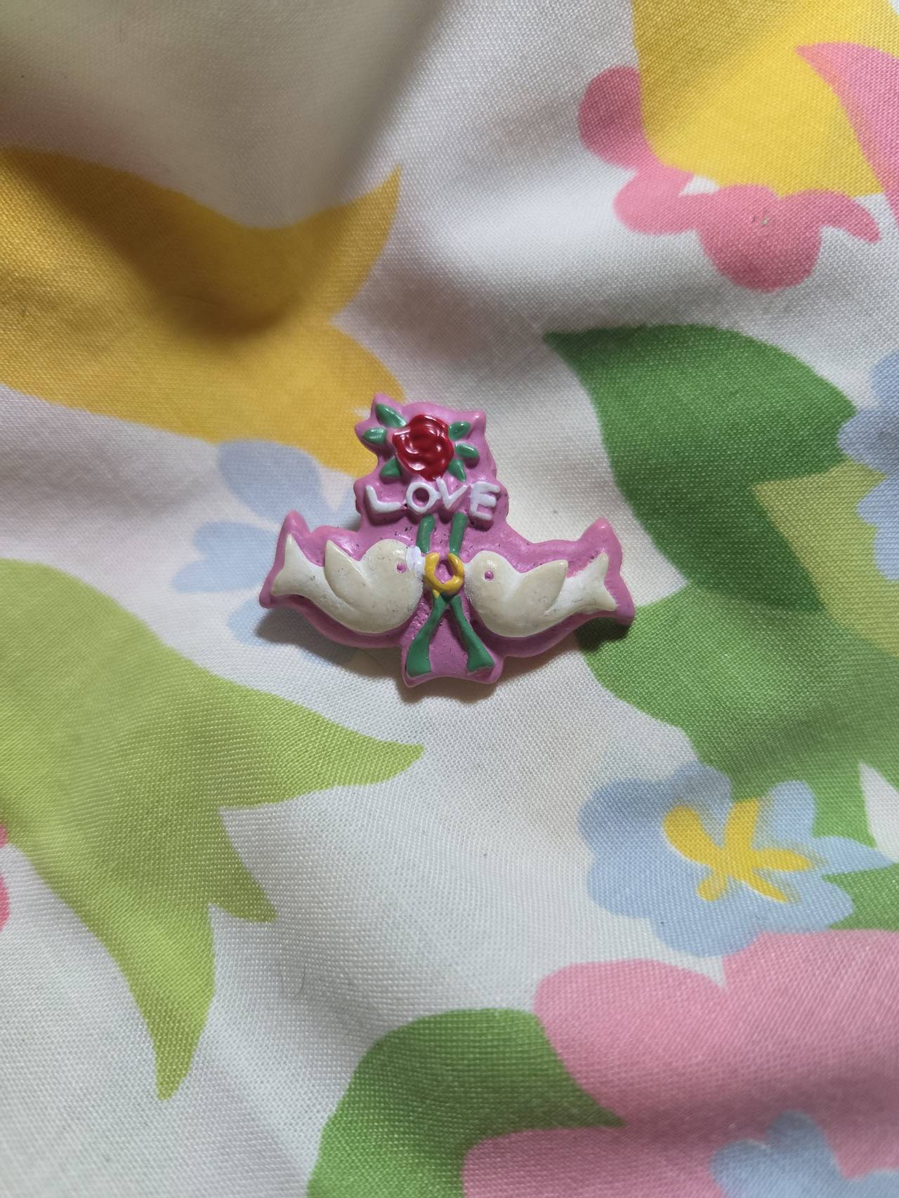 Vintage Love Doves Plastic Pin