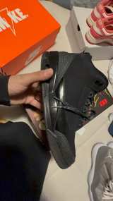 Air Jordan 3 Retro Black Cat - Image 2