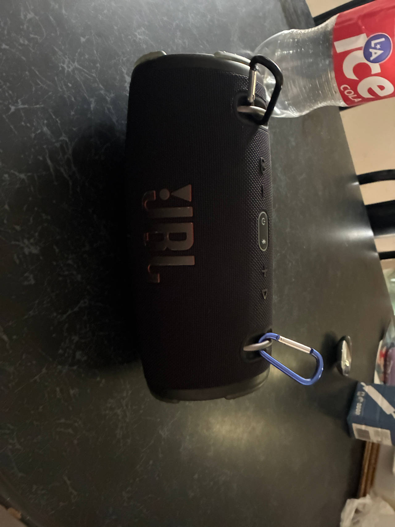 JBL Charge 4