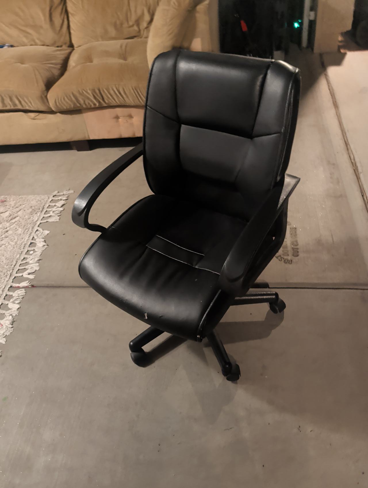 Amazon Basics High-Back Executive Office Chair