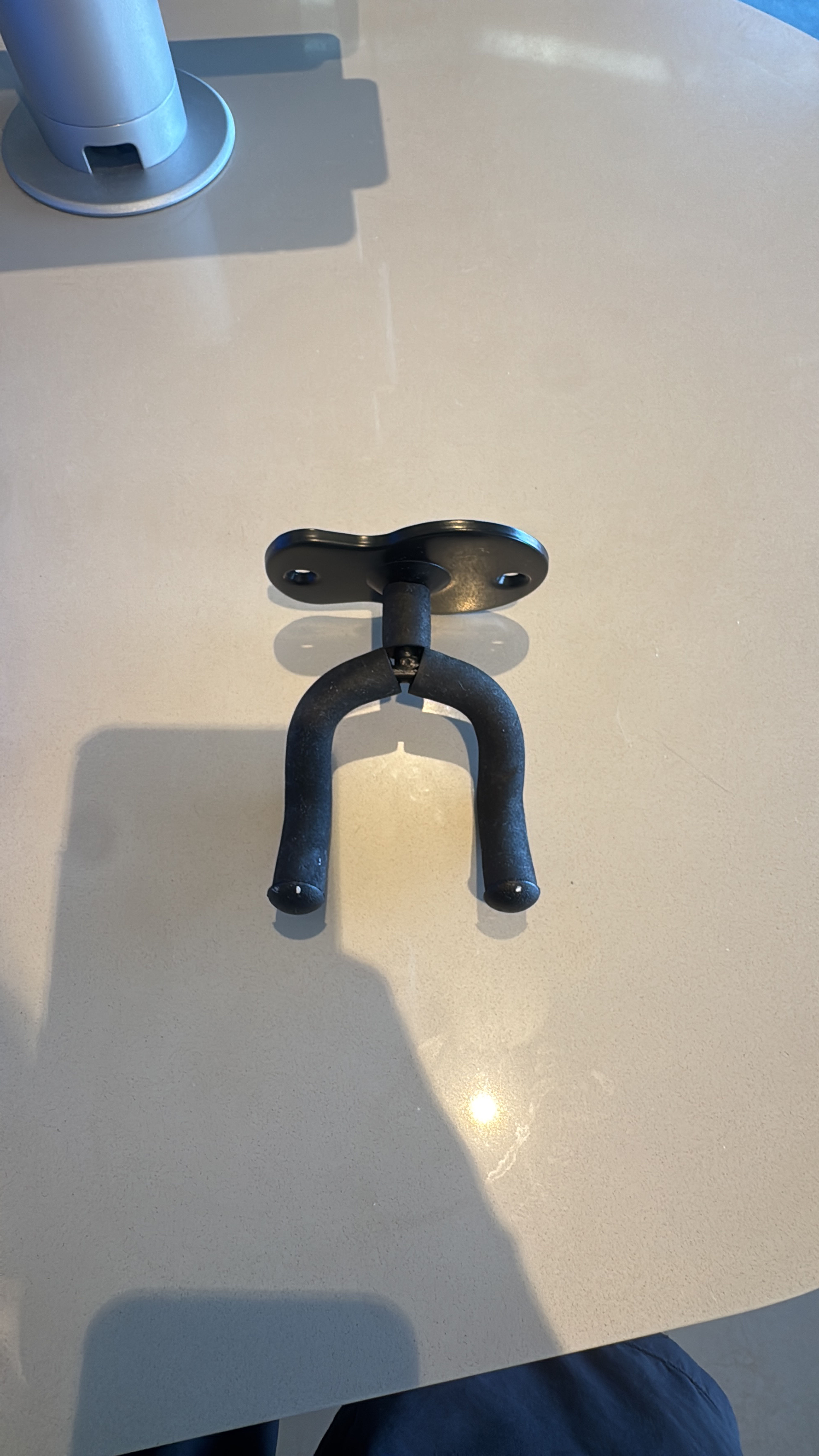 Wall Mount Guitar Hanger