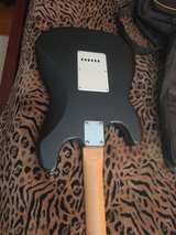 Crestwood ST Style Electric Guitar - Image 5