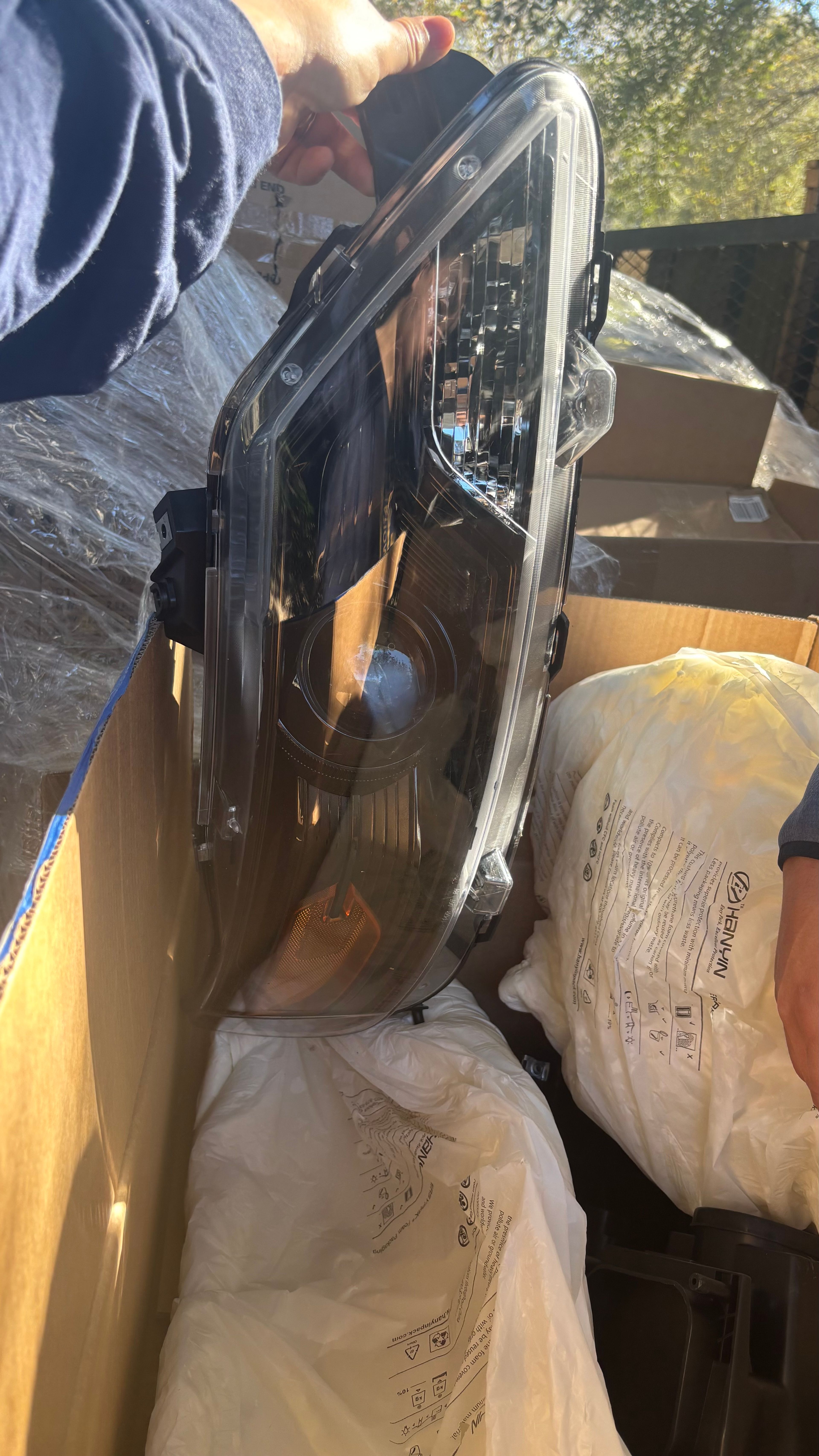 Spec-D Tuning Black Smoked Projector Headlights for Ford Fusion 2010-2012 - Image 2