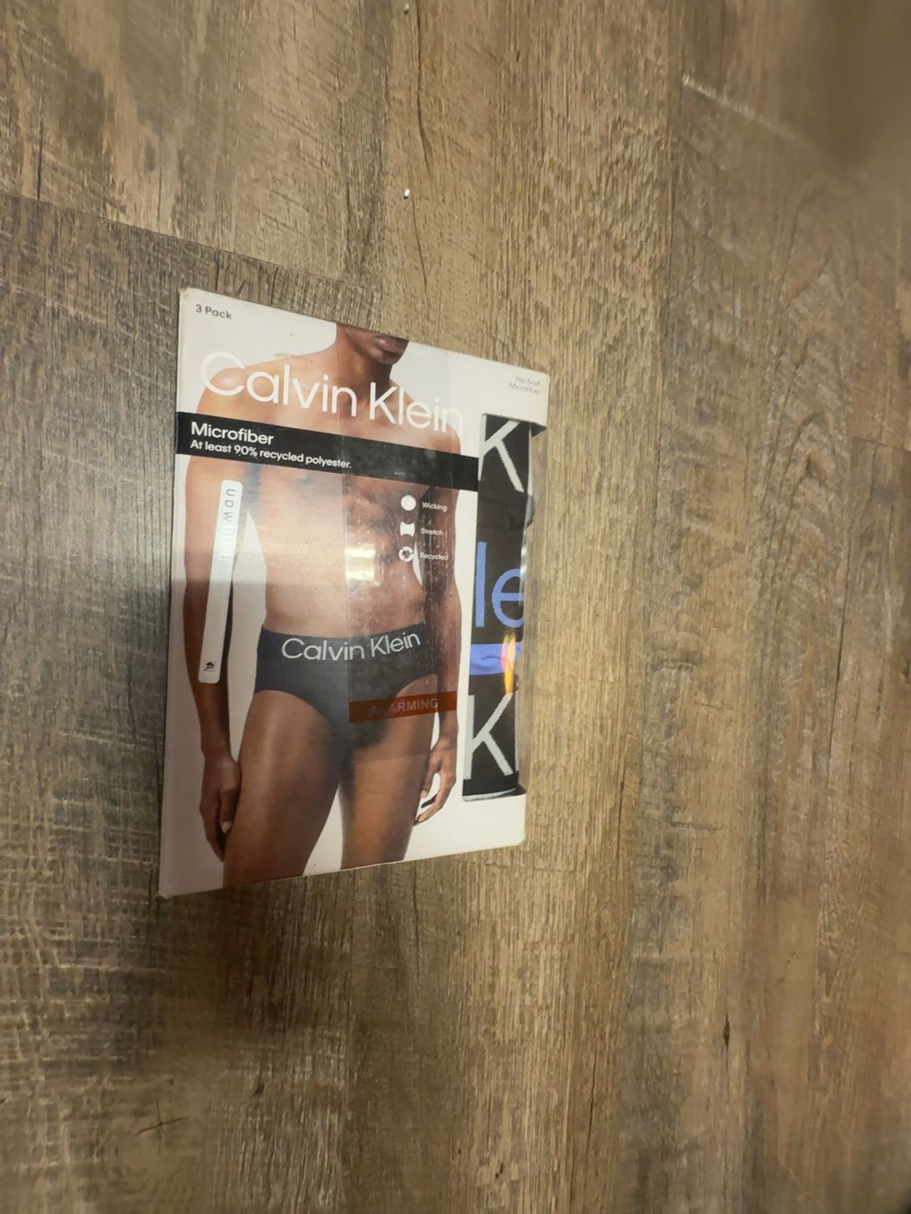 Calvin Klein Men's Microfiber Hip Brief 3-Pack medium