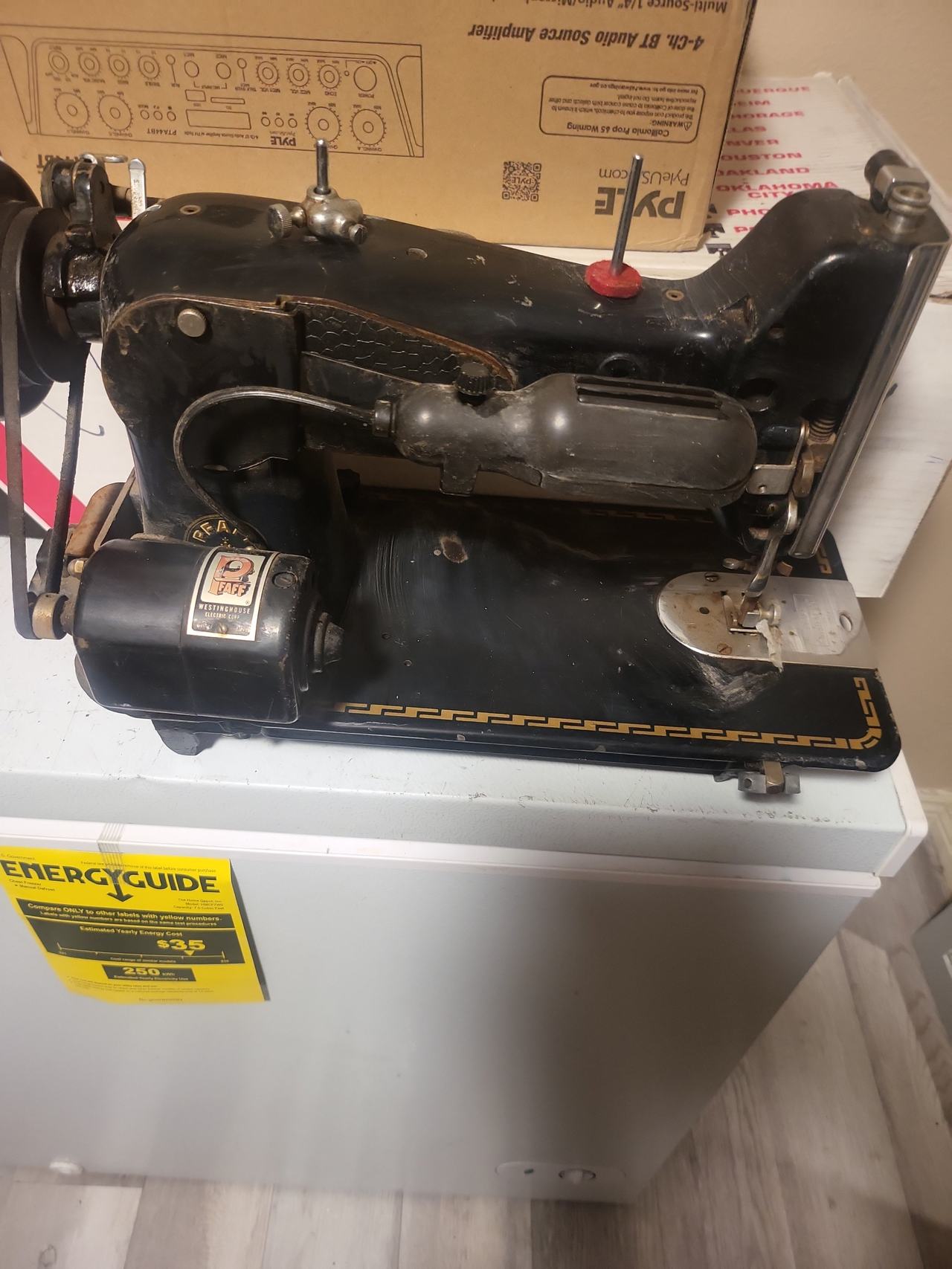 Pfaff 130 Sewing Machine