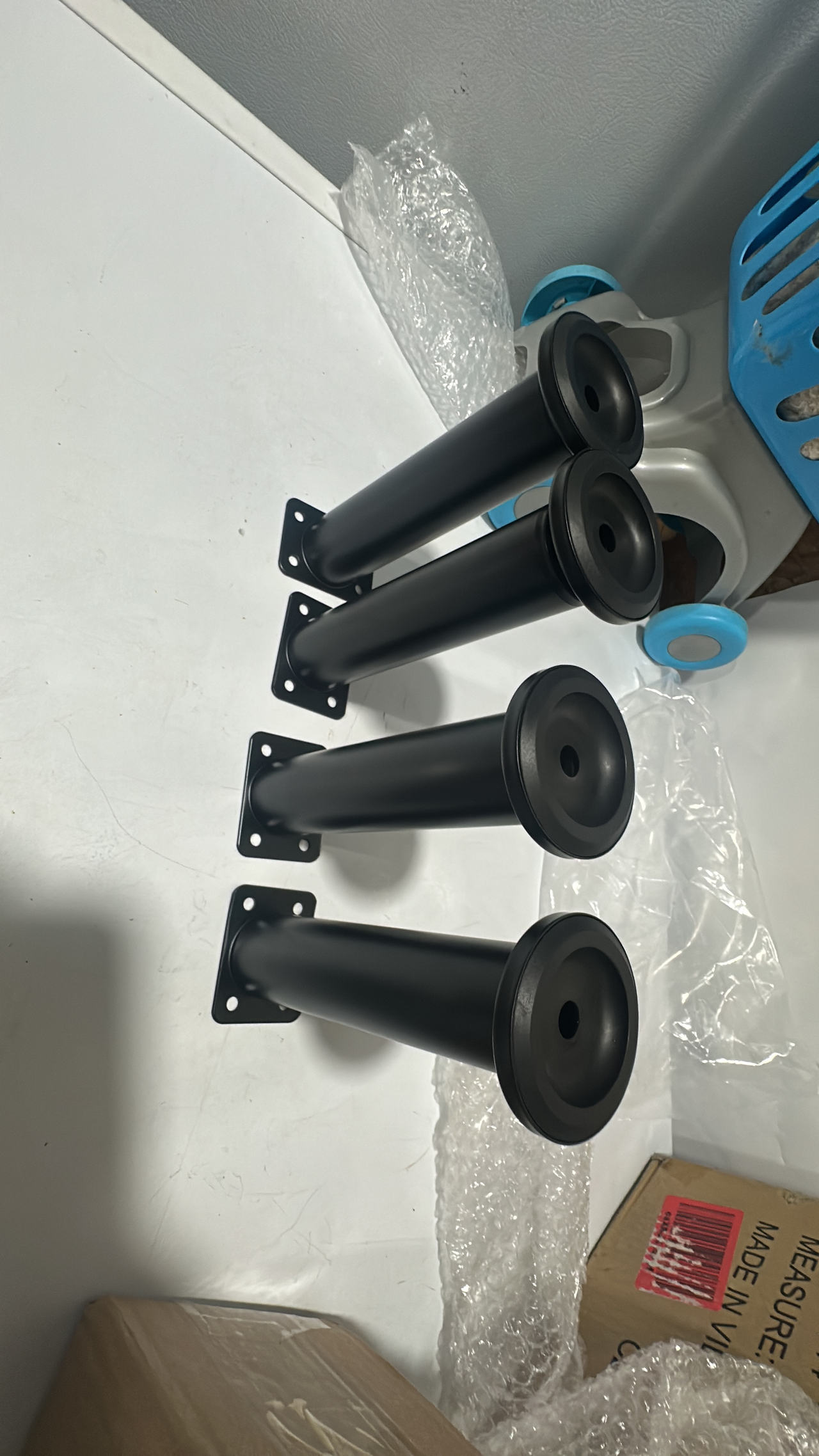 Adjustable Metal Furniture Legs