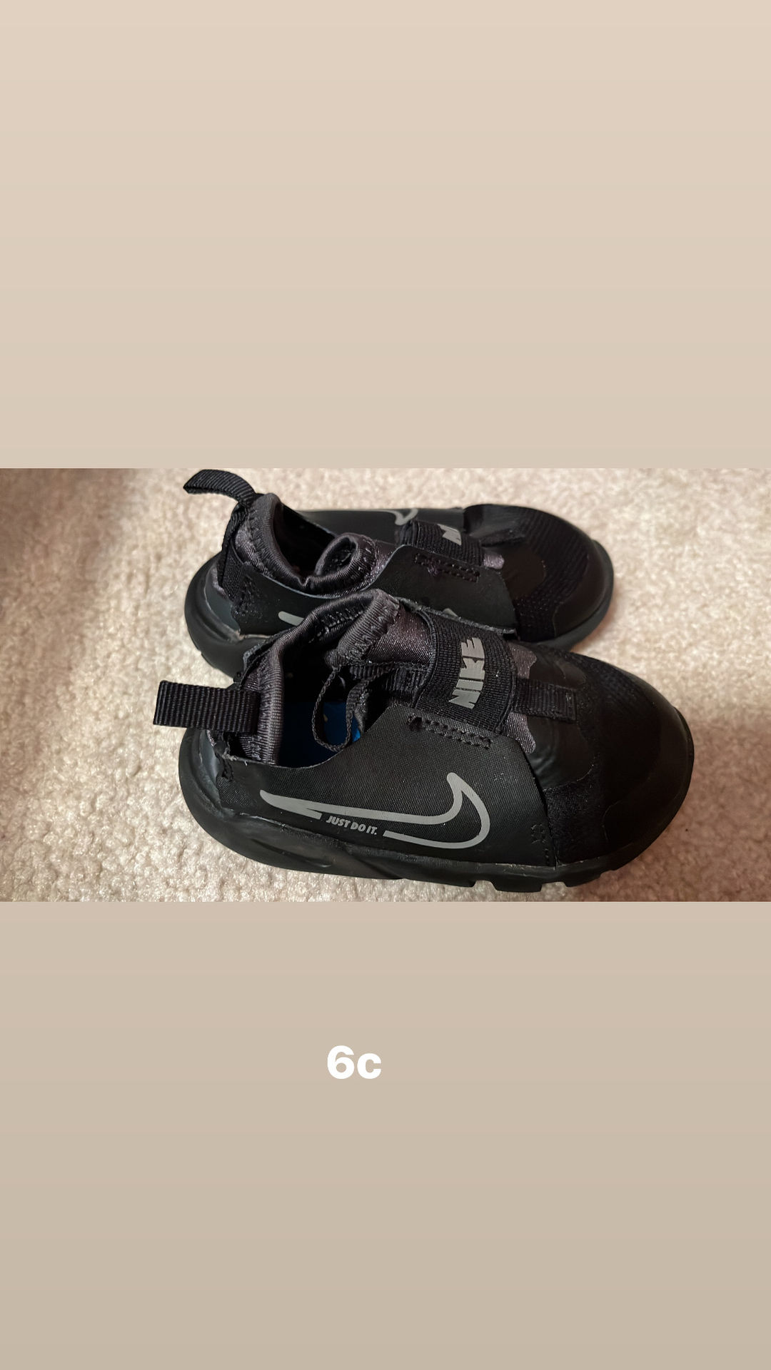 Nike Dynamo Go Toddler Shoes 6c worn once perfect clean bottoms
