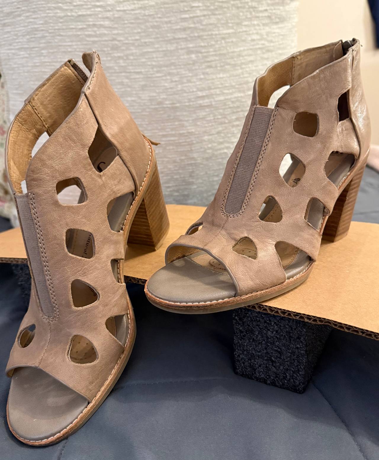 Sofft Mirabelle Leather Cutout Sandals