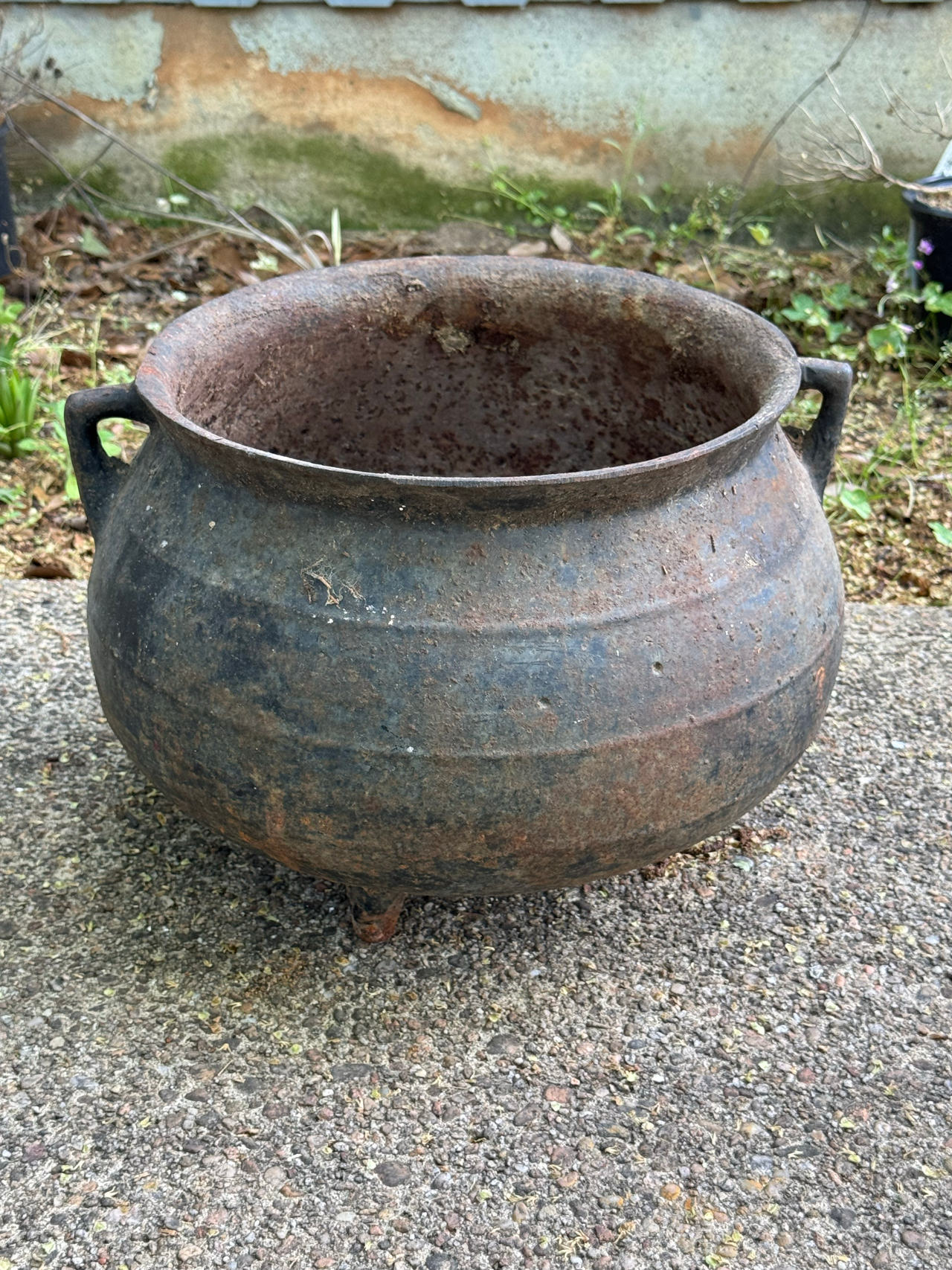 Antique Cast Iron 3-Legged Cauldron Pot