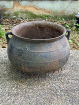 Antique Cast Iron 3-Legged Cauldron Pot - Image 1