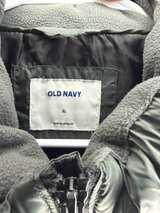 Old Navy Men's Puffer Vest - Image 3