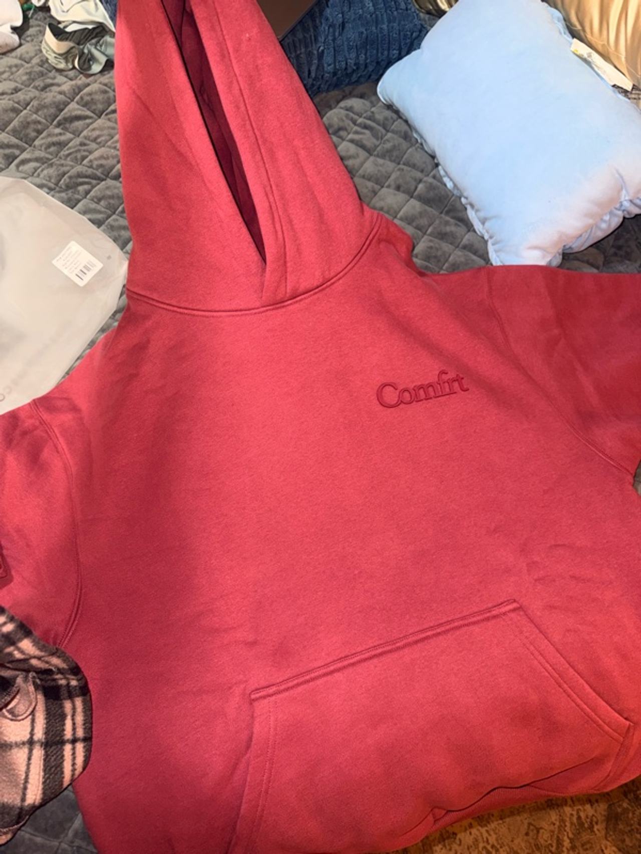 Comfrt Crimson Hoodie & Sweatpants Set