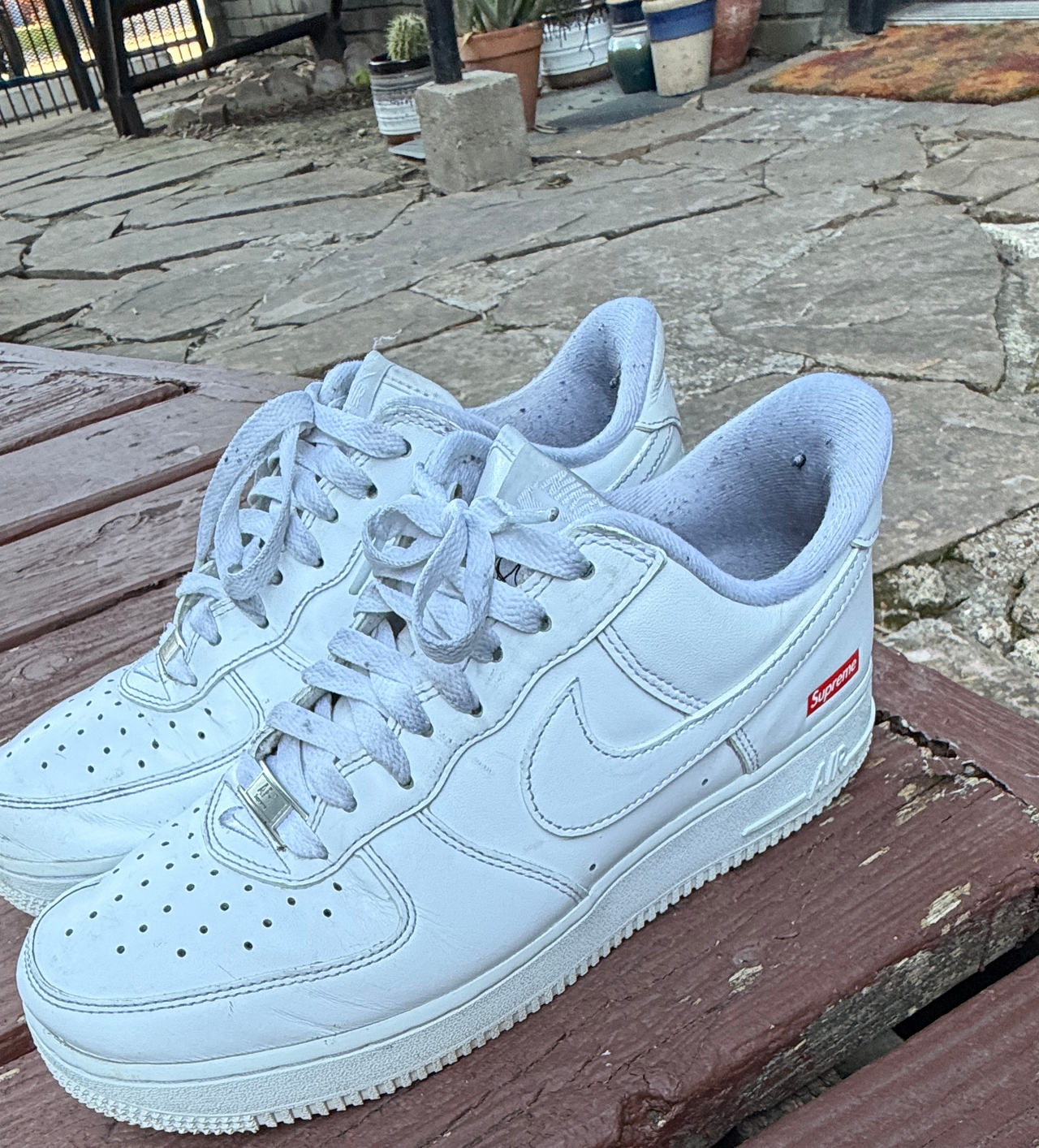 Nike Air Force 1 Low Supreme White size8