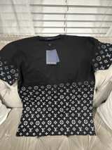 Louis Vuitton Monogram T-Shirt - Image 1