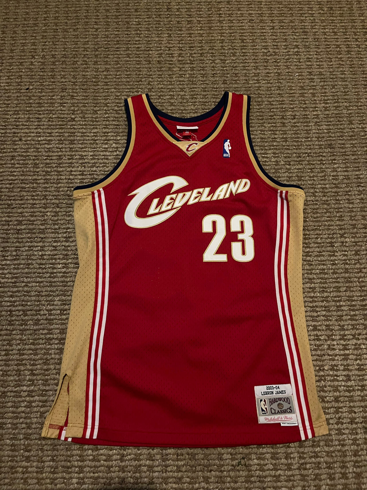 Michelle & Ness 03-04 Rookie LeBron James Cleveland Cavaliers Jersey