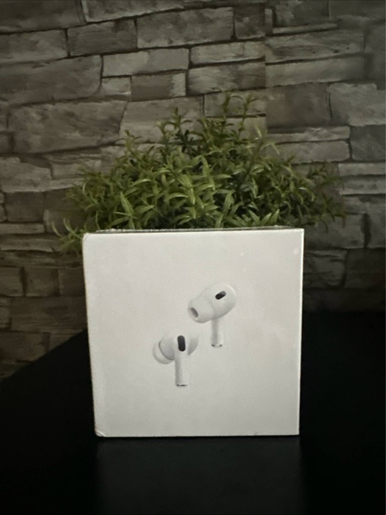 Apple AirPods Pro (2nd Generation) - White