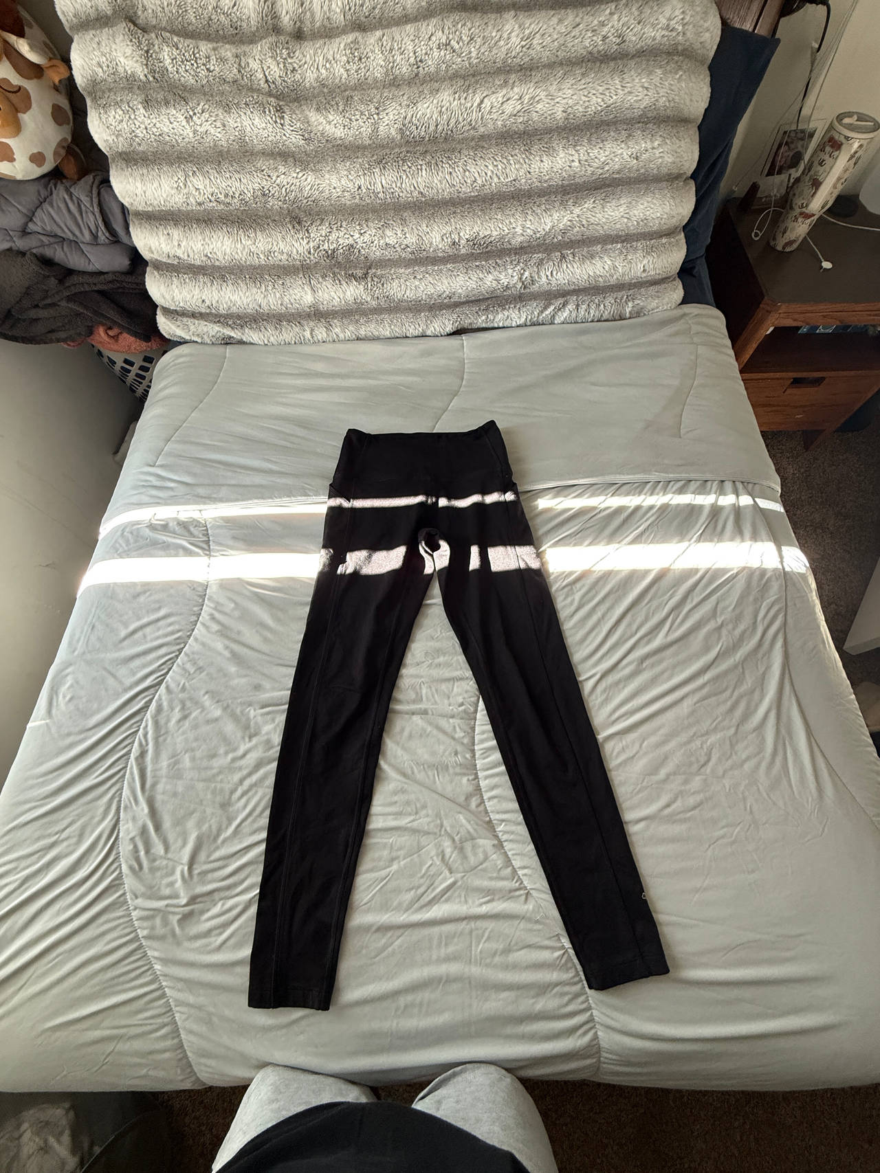 Victoria’s Secret cozy,side pockets, black leggings