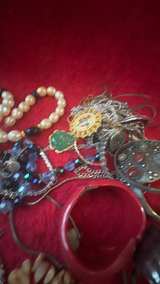 Assorted Costume Jewelry Lot - Image 5
