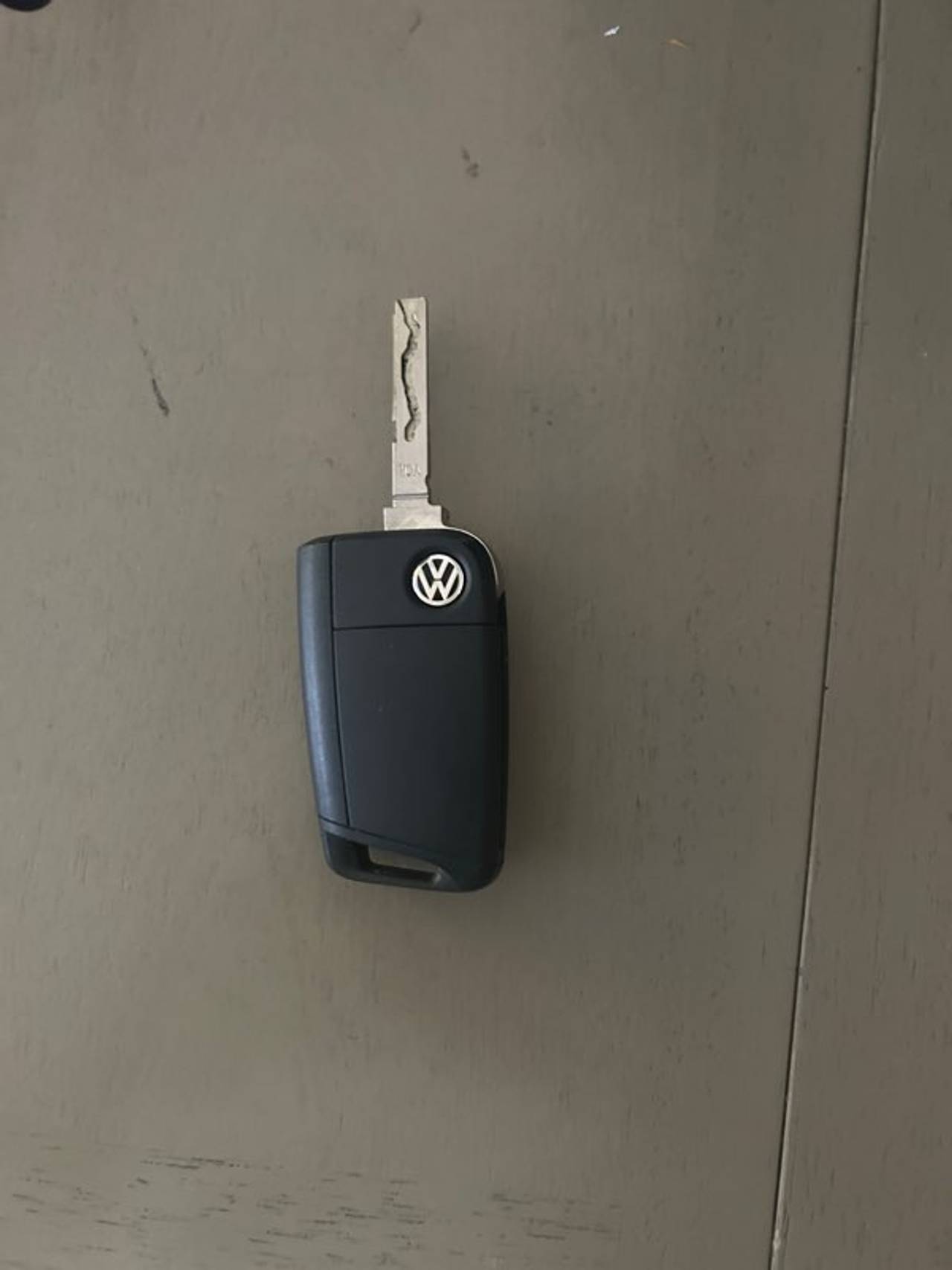 Volkswagen 4-Button Flip Key Fob Used
