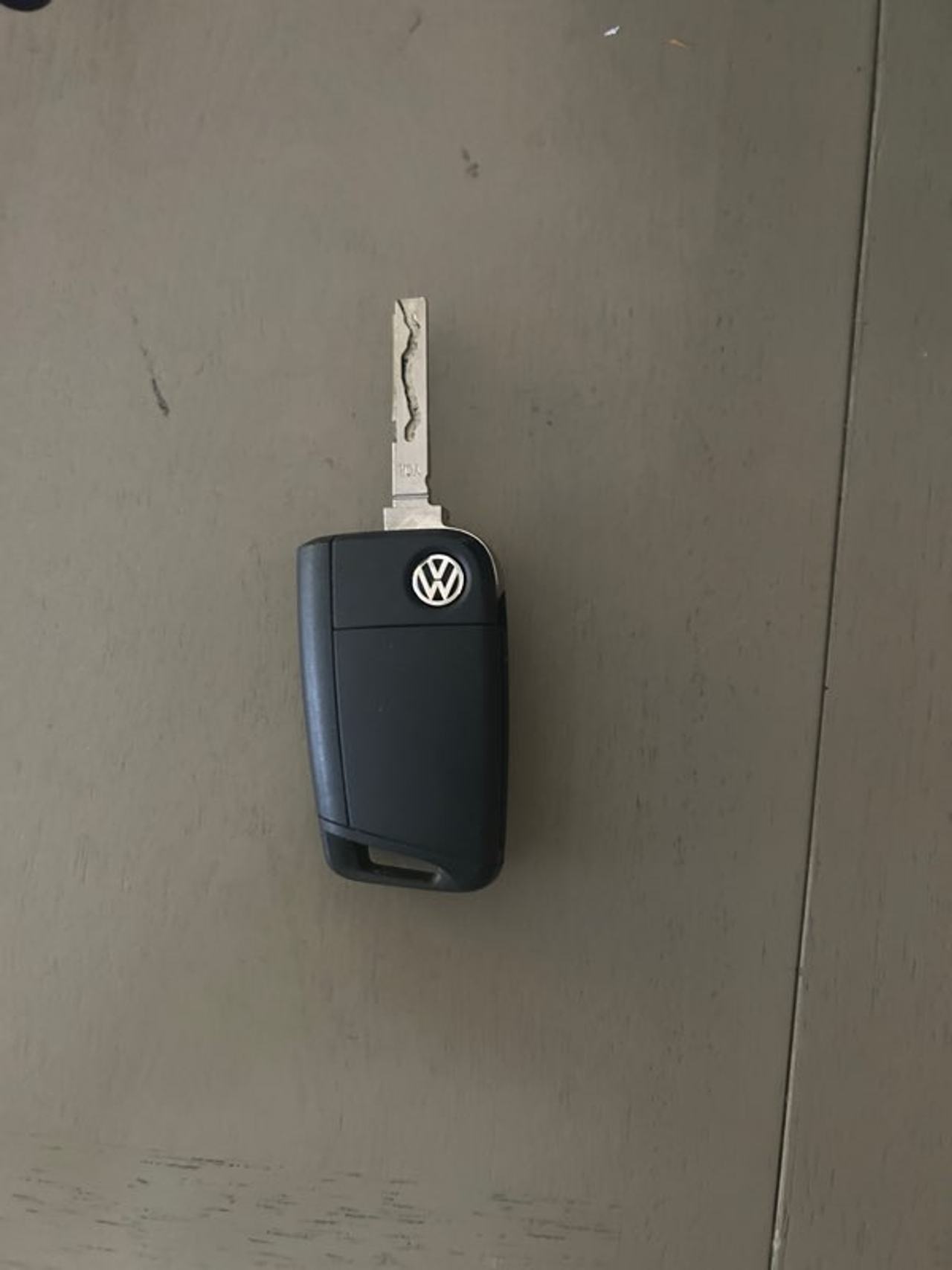 Volkswagen 4-Button Flip Key Fob Used