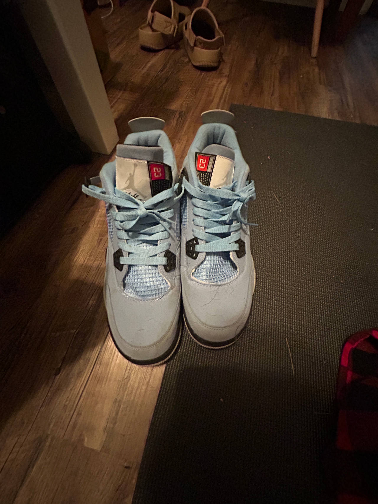 Air Jordan 4 Retro University Blue