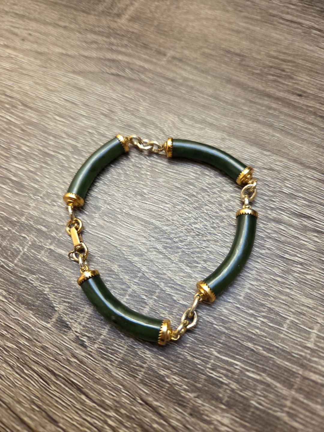Vintage Nephrite Jade Tube Bracelet with Gold Tone Chain