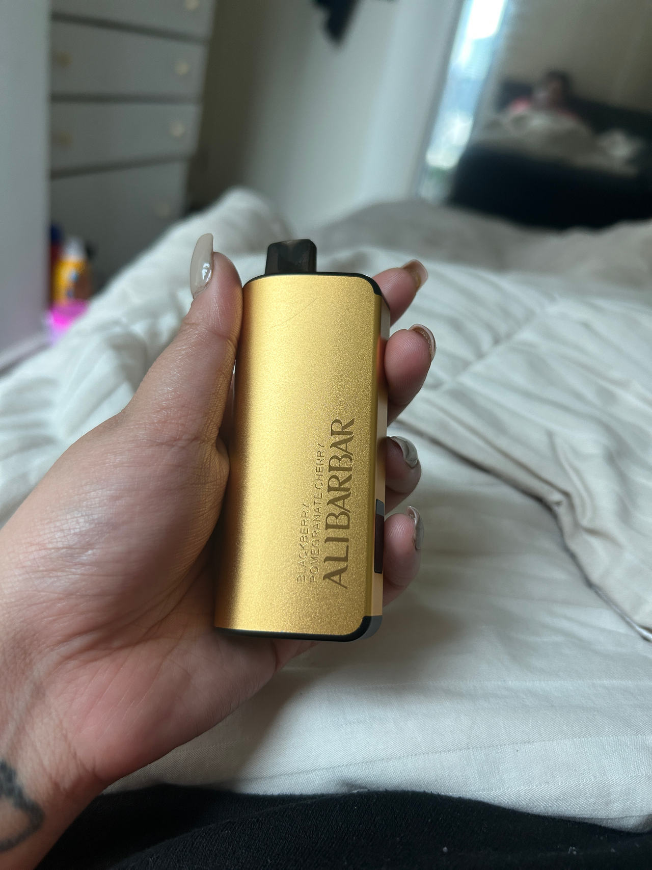 ALIBARBAR Disposable Vape