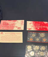 1999 United States Mint Uncirculated Coin Set - Image 1