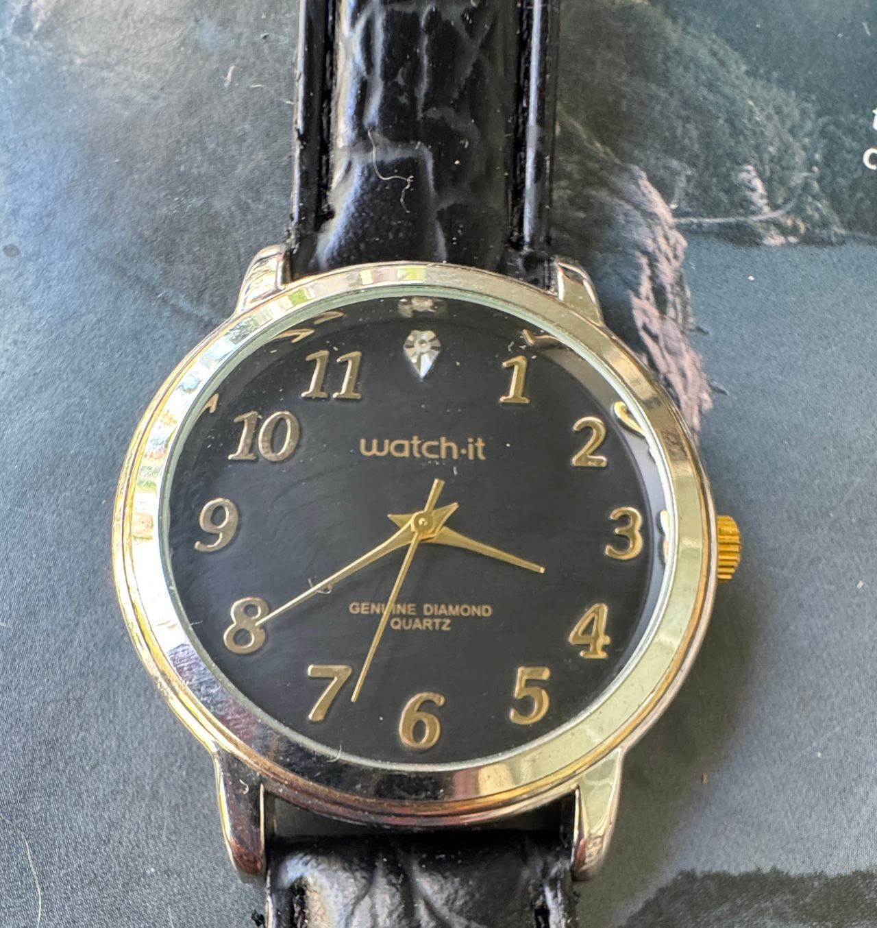 Watch-it Genuine Diamond Quartz Watch
