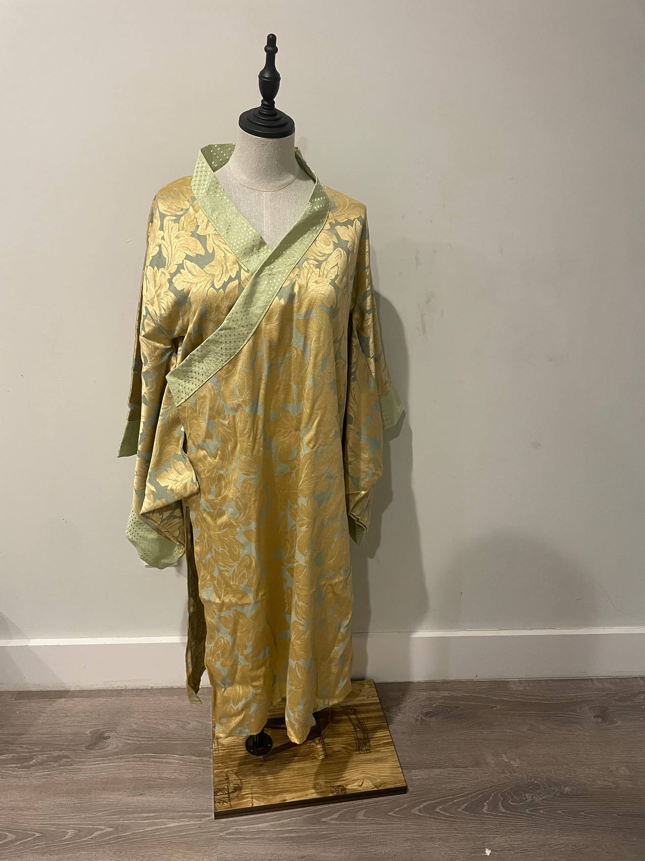 Beijing Opera Costume Gold Floral Robe