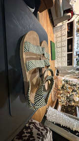 Cushionaire Indego Stretch Sandal Black 8.5 - Image 3