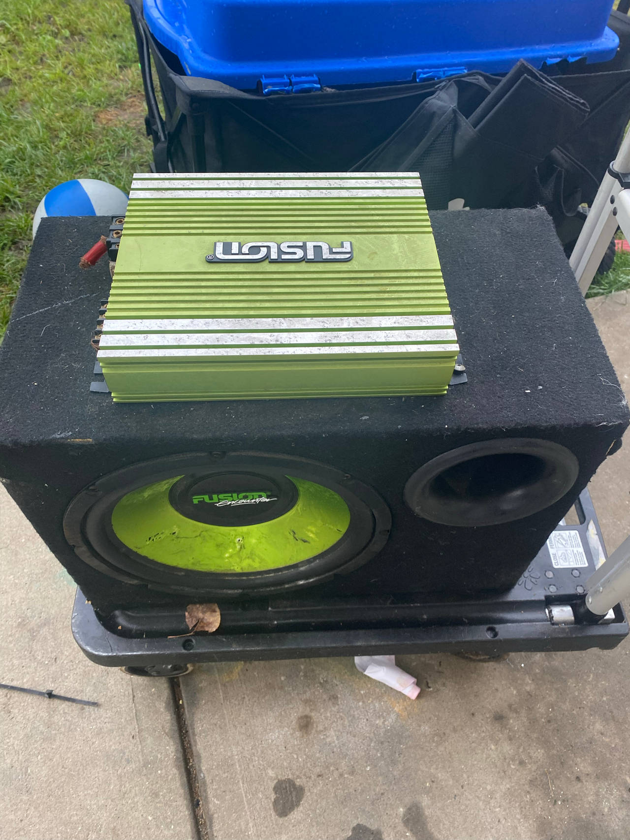 Fusion subwoofer and amplifier combo