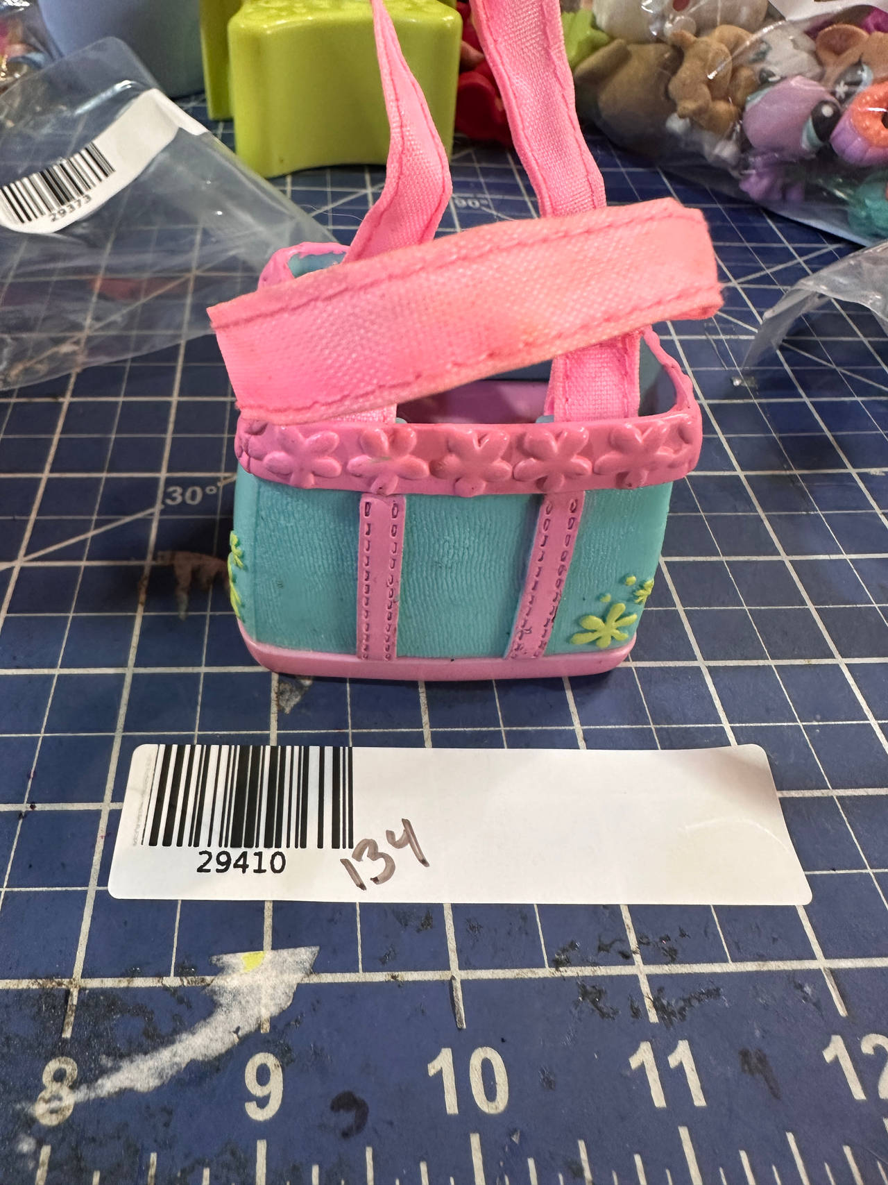 Littlest Pet Shop Teal and Pink Flower Pet Carrier Accessory 134