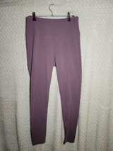 Sonoma Goods for Life Women's Leggings sz M - Image 1