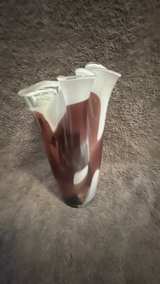 Hand Blown Polish Art Glass Amber & White Swirl Handkerchief Vase - Image 3
