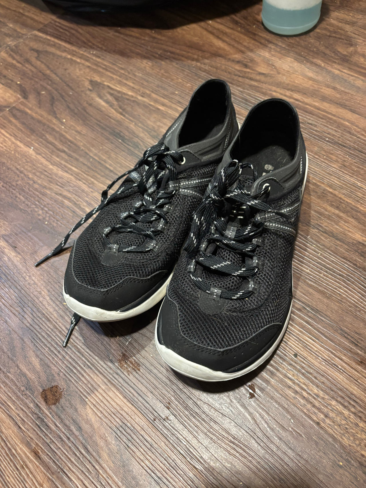 Teva Women's Black Mesh Walking Shoes Size 8.5