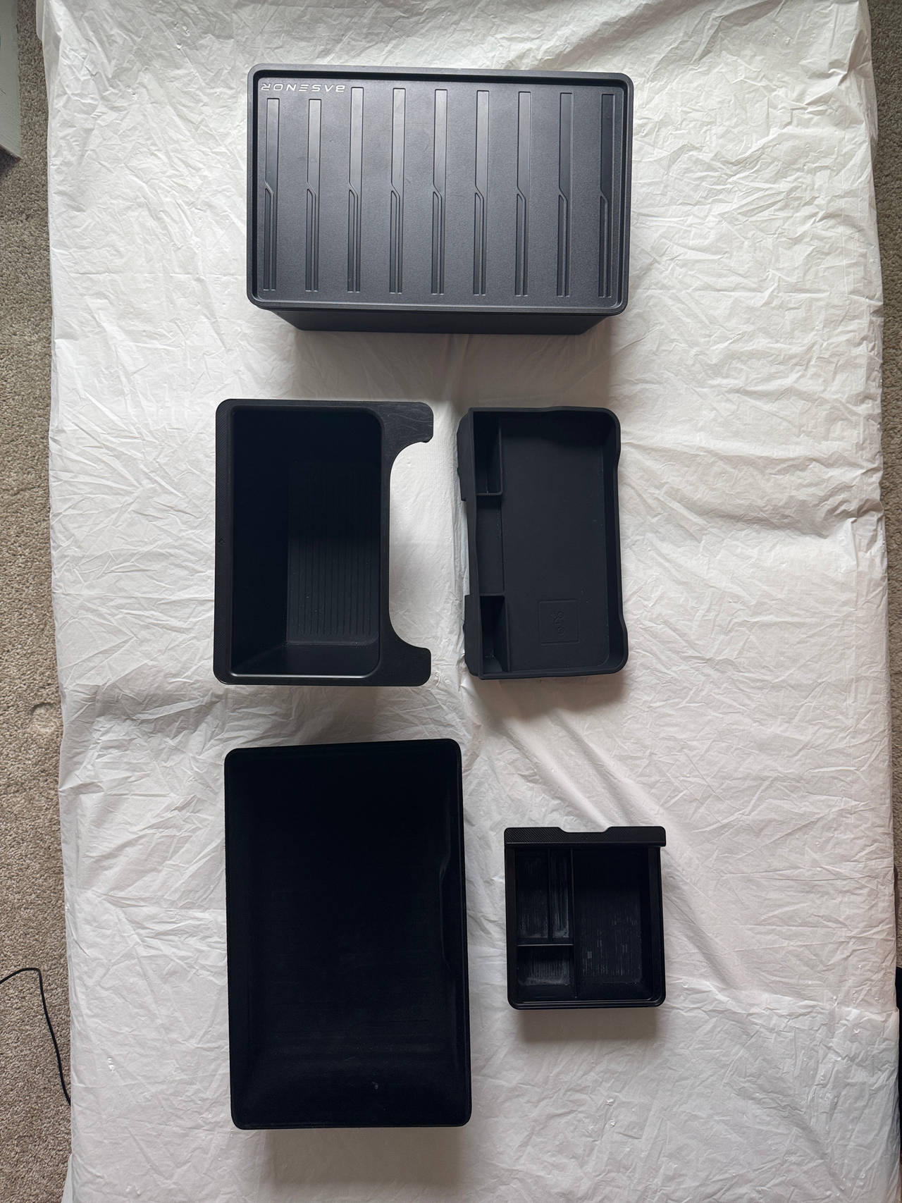 Basenor / Spigen Tesla Model 3 Model Y Organizer Bundle