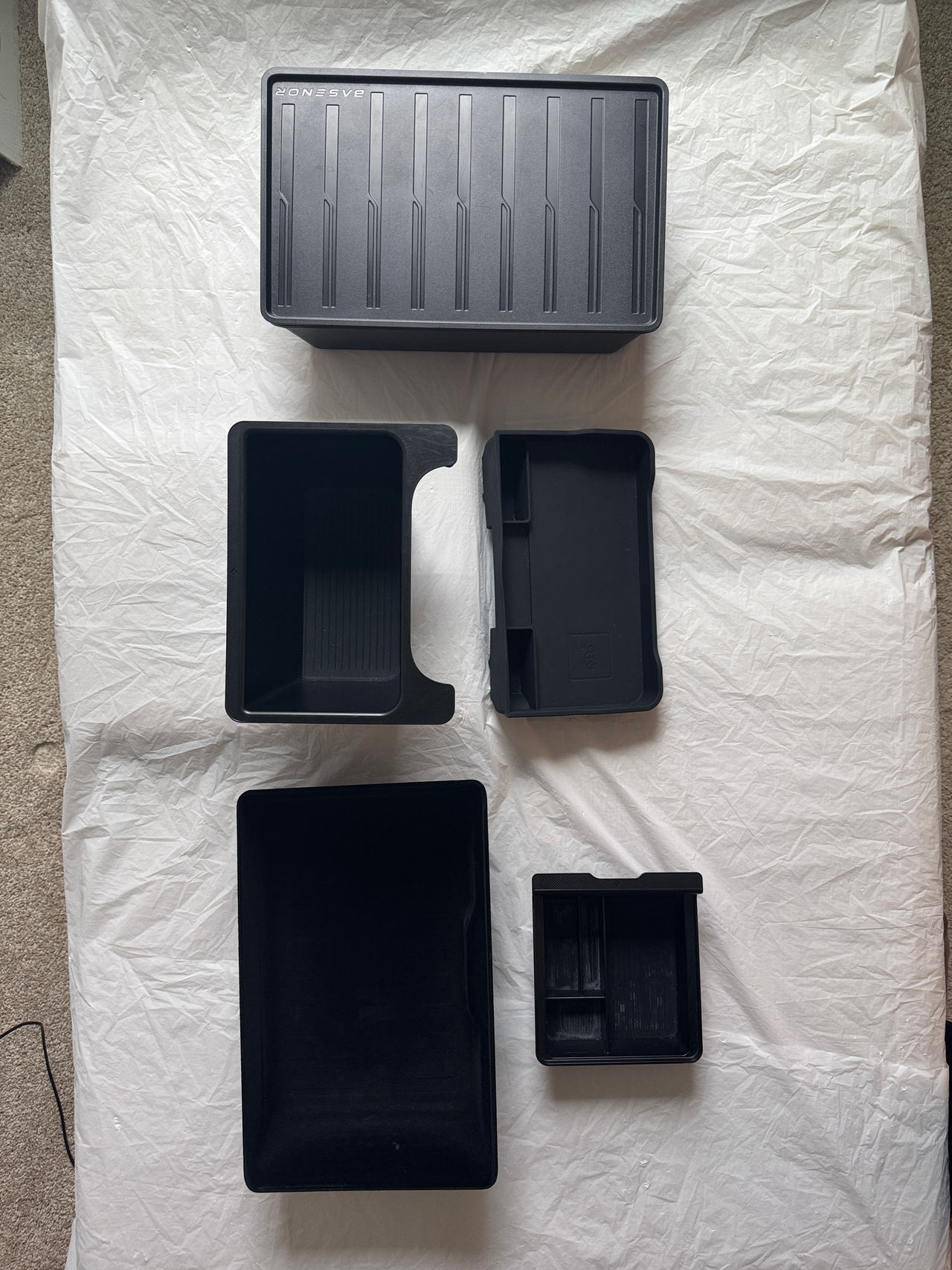 Basenor / Spigen Tesla Model 3 Model Y Organizer Bundle