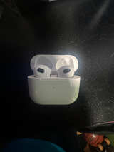 Apple AirPods Pro - Image 1