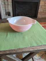 PYREX Gooseberry Pink Cinderella Mixing Bowl 442   1.5 Quart - Image 2