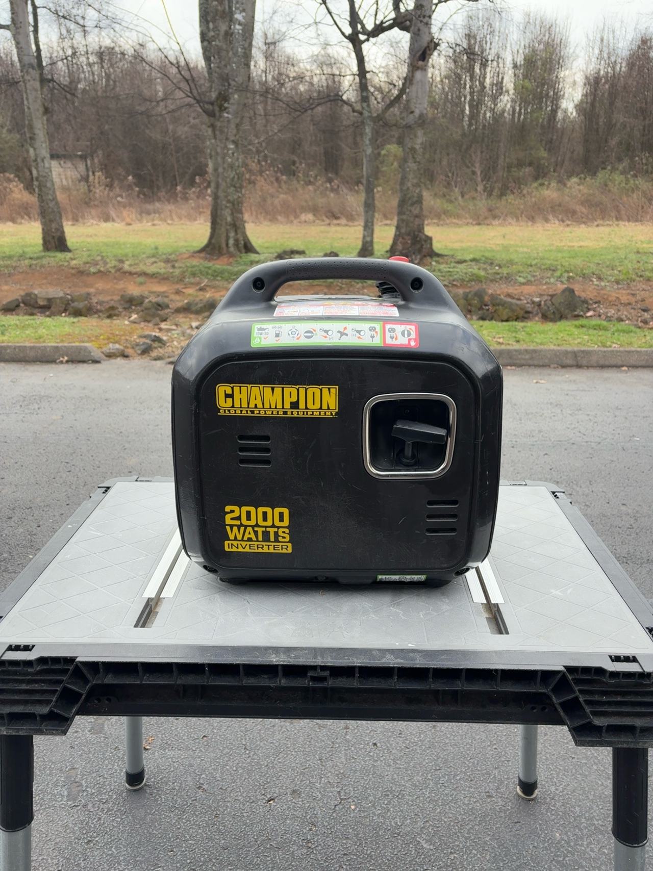 Champion 2000 Watt Ultralight Portable Inverter Generator